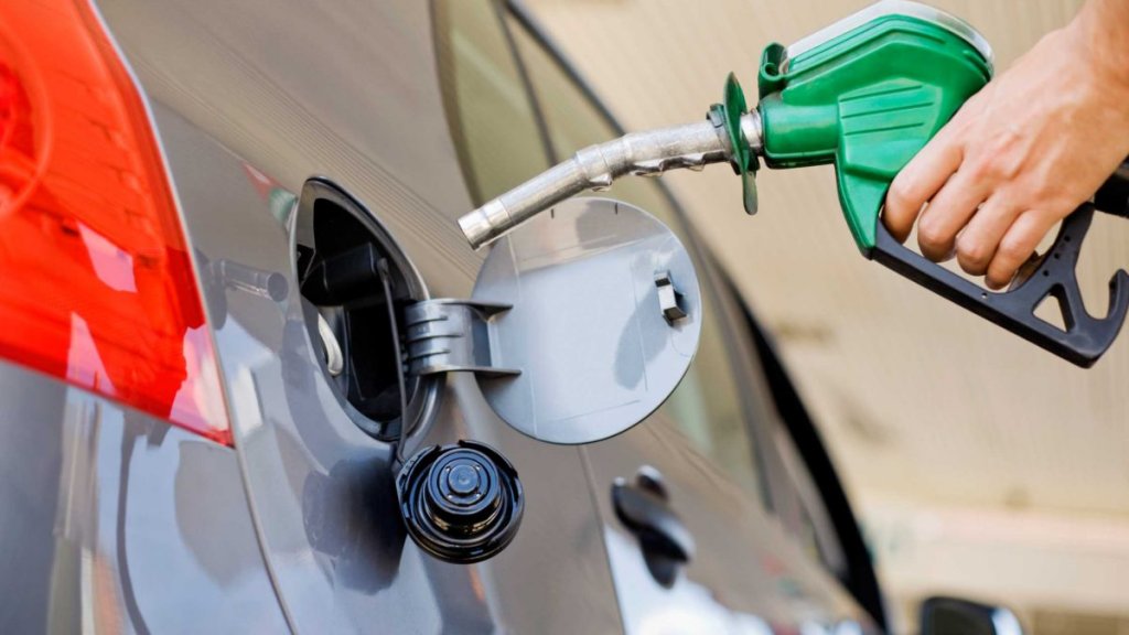 ¿Qué carro ahorra más gasolina?